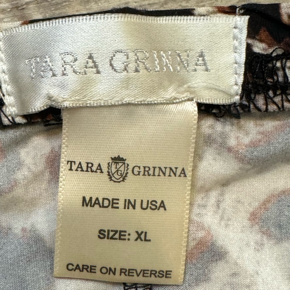 Tara Grinna SizeXL Off-Shoulder Dress - Leopard / Cheetah Print w/ Ruffle Sleeve - Picture 10 of 10